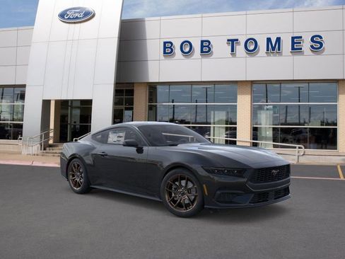 New 2026 Ford Mustang Coupe image 9