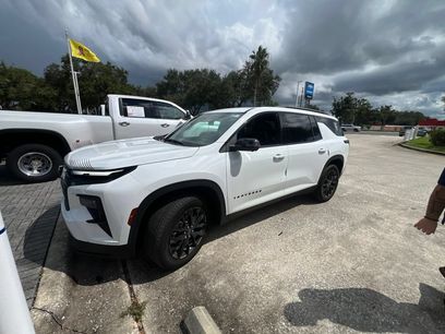 Used 2024 Chevrolet Traverse LT w/ Midnight/Sport Edition
