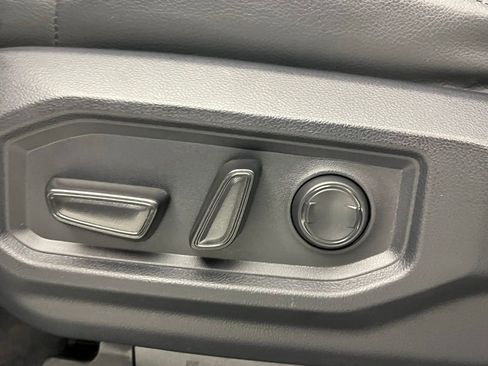Used 2025 Toyota Sequoia SR5 w/ SR5 Premium Package AWD/4WD image 23