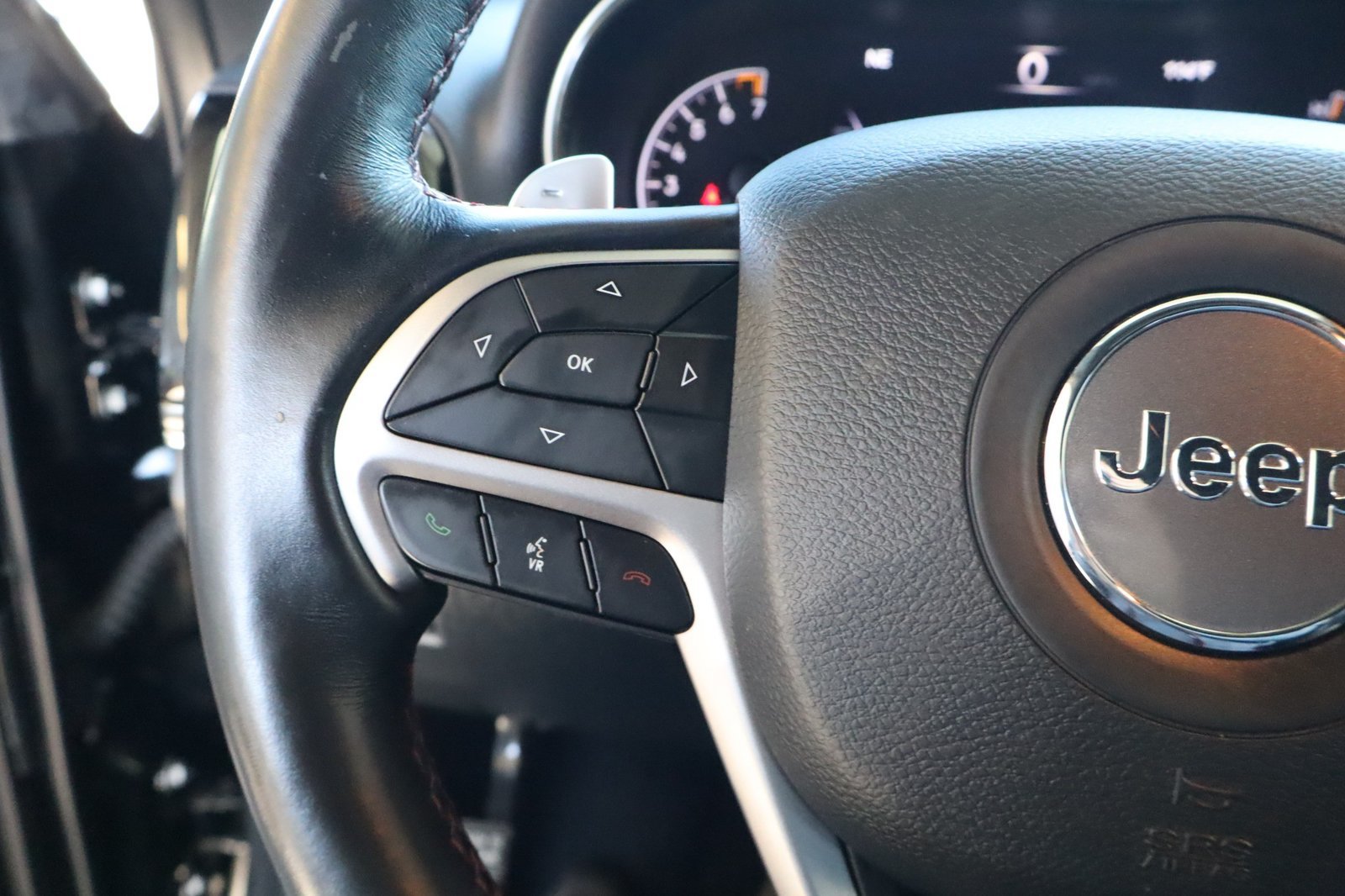 Used 2021 Jeep Grand Cherokee Trailhawk AWD/4WD image 24