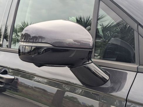 Used 2022 Kia Carnival SX FWD image 12