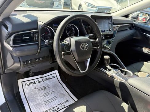 Used 2022 Toyota Camry LE image 22