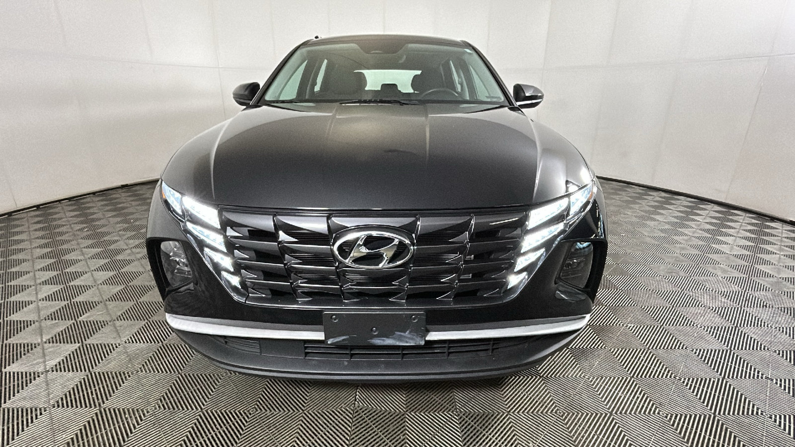Certified 2024 Hyundai Tucson SE FWD image 9