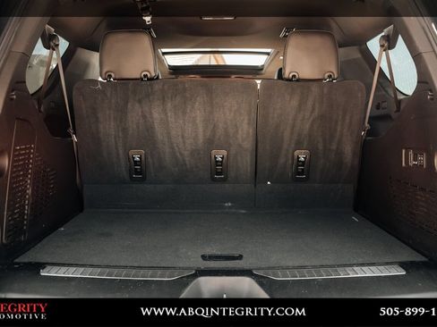 Used 2023 GMC Yukon XL Denali Ultimate AWD/4WD image 48