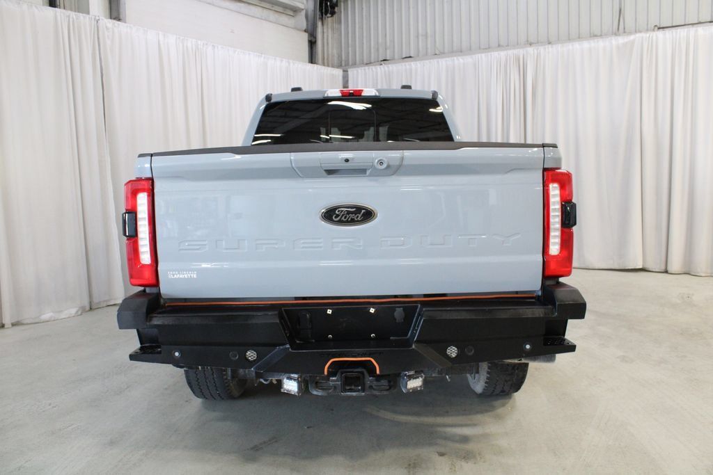 Used 2024 Ford F350 Lariat w/ Lariat Ultimate Package AWD/4WD image 25