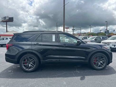 New 2026 Ford Explorer ST w/ Sun And Sound Package AWD/4WD image 8