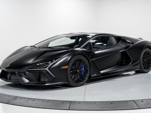 Used 2025 Lamborghini Revuelto AWD/4WD image 7