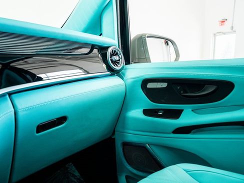 Used 2023 Mercedes-Benz Metris Passenger image 46