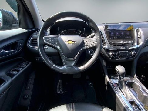 Used 2022 Chevrolet Equinox Premier AWD/4WD image 4