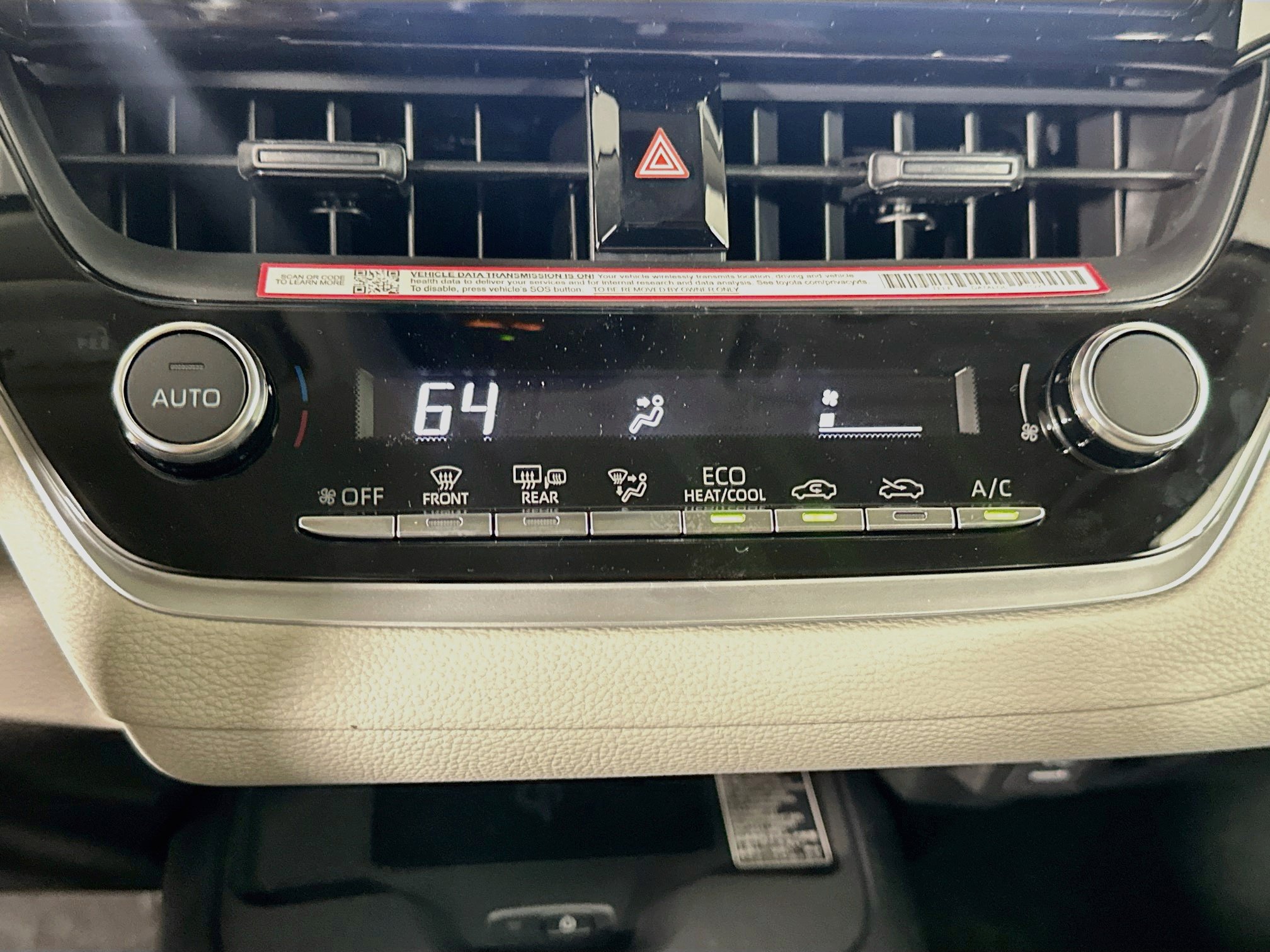 Used 2026 Toyota Corolla LE w/ LE Premium Package FWD image 23