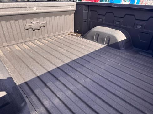 Used 2023 Chevrolet Silverado 1500 RST AWD/4WD image 36