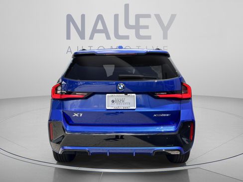 Used 2025 BMW X1 xDrive28i w/ Technology Package image 4