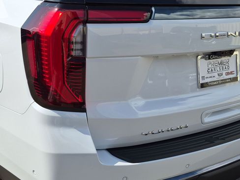 New 2026 GMC Yukon XL Denali Ultimate AWD/4WD image 33
