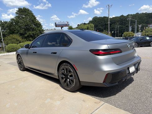 Used 2023 BMW 740i RWD image 6