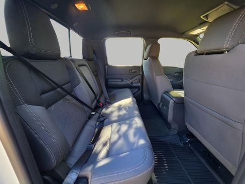 New 2026 Nissan Frontier SV w/ Tow Package image 8