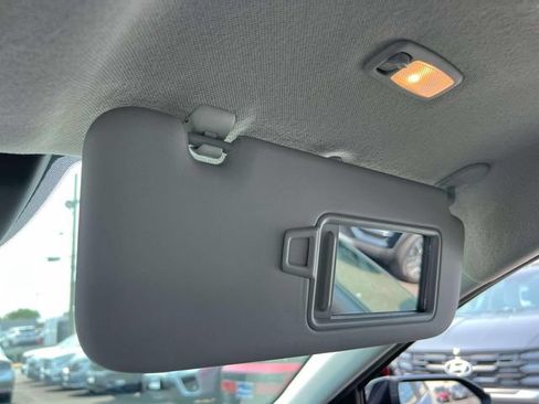 Certified 2023 Hyundai Elantra Limited w/ Preferred Accessory Package FWD image 32