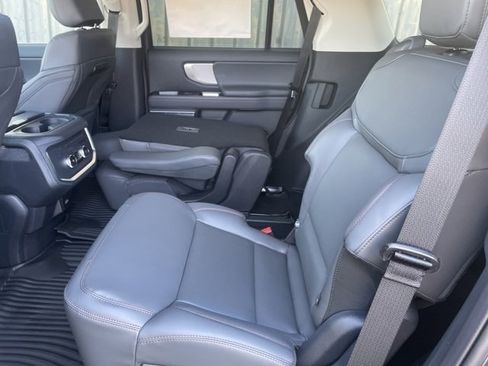 New 2025 Ford Expedition Active image 70