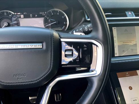 Used 2023 Land Rover Range Rover Velar R-Dynamic S image 23