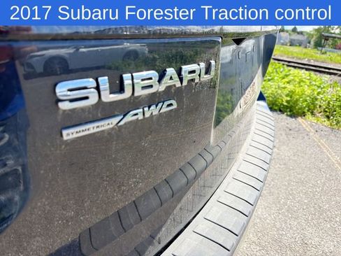 Used 2017 Subaru Forester 2.5i w/ Alloy Wheel Package AWD/4WD image 10