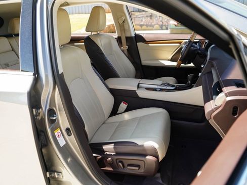 Used 2017 Lexus RX 350 FWD image 14
