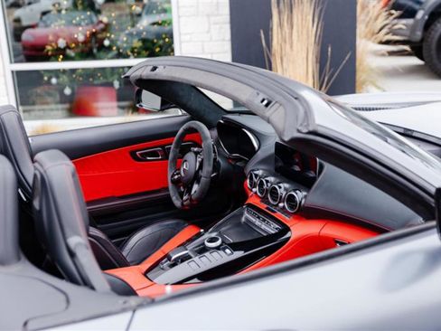 Used 2020 Mercedes-Benz AMG GT C image 10