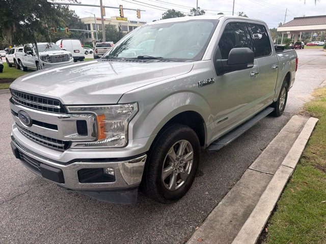 Used 2018 Ford F150 XLT w/ Equipment Group 302A Luxury RWD image 3