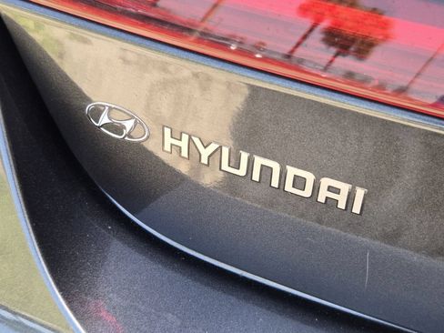 Used 2023 Hyundai Sonata SEL FWD image 8