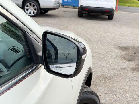 Used 2018 Nissan Rogue SV AWD/4WD image 86