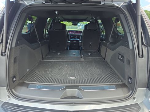 Certified 2026 Cadillac Escalade ESV Sport w/ Touring Package AWD/4WD image 14