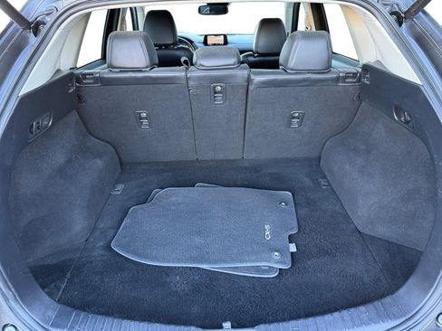 Used 2018 MAZDA CX-5 Touring w/ Preferred Equipment Package image 17