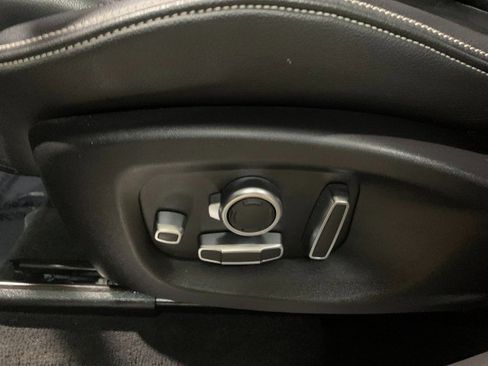 Used 2020 Jaguar F-PACE Checkered Flag image 29