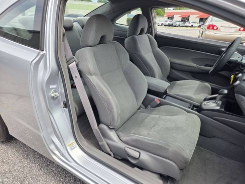 Used 2010 Honda Civic LX image 9