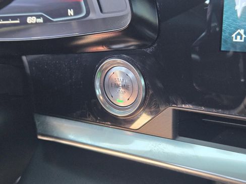 Used 2025 Chevrolet Corvette Stingray Coupe w/ 1LT RWD image 12