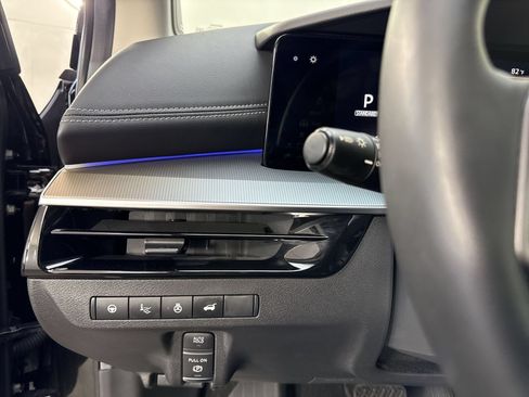 Used 2025 Nissan Murano Platinum AWD/4WD image 15