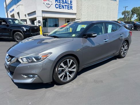 Used 2017 Nissan Maxima Platinum FWD image 3