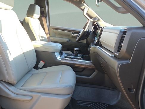 Used 2026 Chevrolet Silverado 1500 LT Trail Boss w/ Safety Package image 18