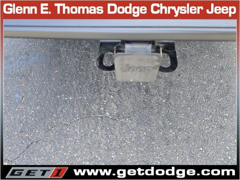 Certified 2023 Jeep Gladiator Sport AWD/4WD image 11