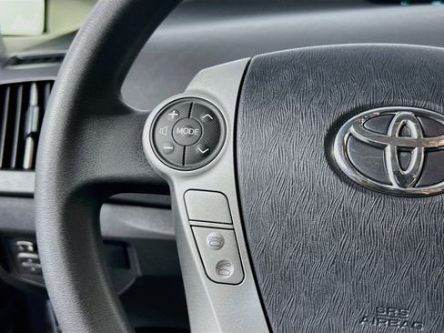 Used 2015 Toyota Prius Two FWD image 18