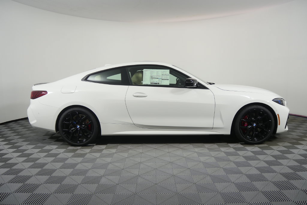 New 2027 BMW 430i Coupe w/ M Sport Package RWD image 3