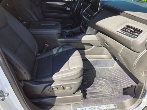 Used 2024 Chevrolet Tahoe RST w/ Sport Performance Package image 11