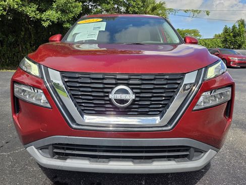 Used 2023 Nissan Rogue SV FWD image 8