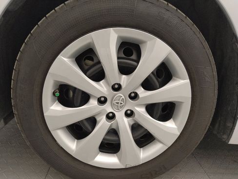 Used 2022 Toyota Corolla LE image 31