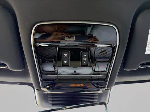 New 2026 Land Rover Range Rover Sport SE AWD/4WD image 24