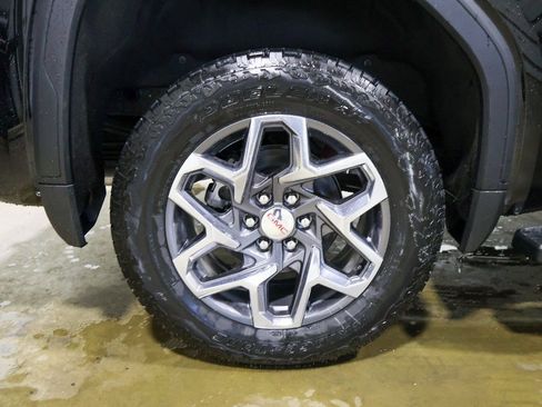 New 2026 GMC Sierra 1500 SLT w/ SLT Premium Plus Package image 32