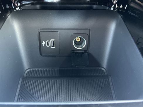 New 2026 Ford Explorer Platinum RWD image 7