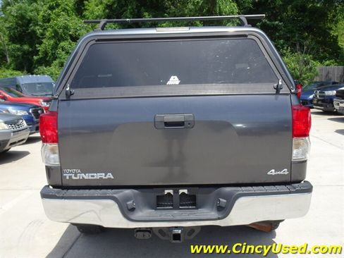 Used 2011 Toyota Tundra 4x4 Double Cab w/ Tow Pkg image 8
