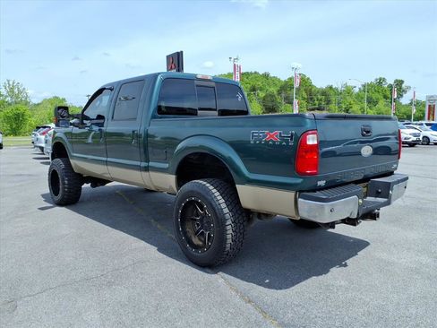 Used 2011 Ford F250 Lariat w/ Lariat Ultimate Pkg AWD/4WD image 3