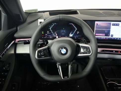 New 2027 BMW 530i RWD image 3