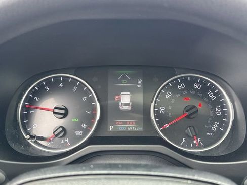 Used 2019 Toyota RAV4 XLE w/ Convenience Package image 15