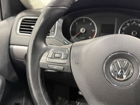 Used 2013 Volkswagen Jetta TDI FWD image 36